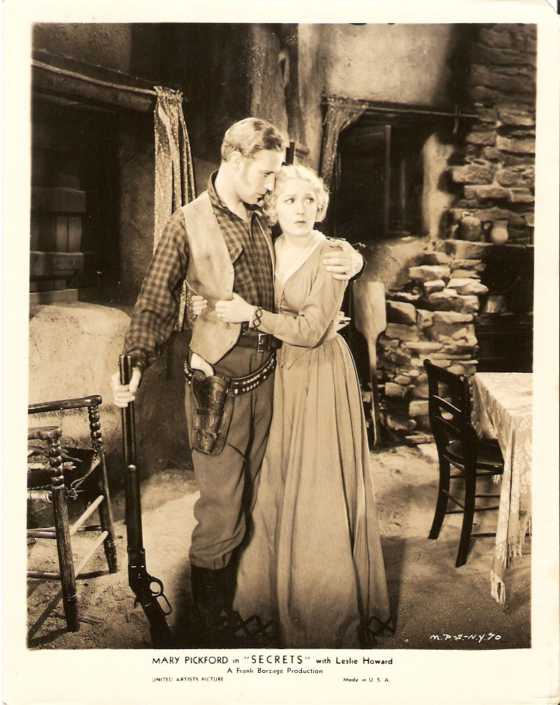 LESLIE HOWARD / MARY PICKFORD