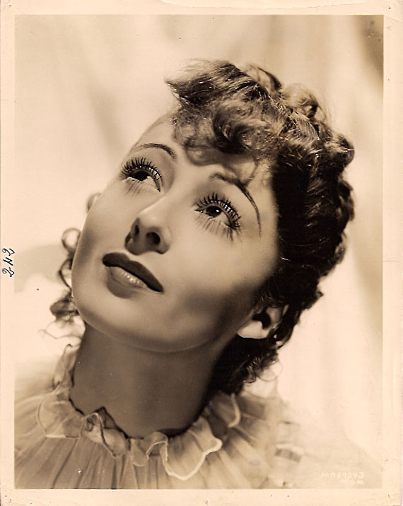 LUISE RAINER