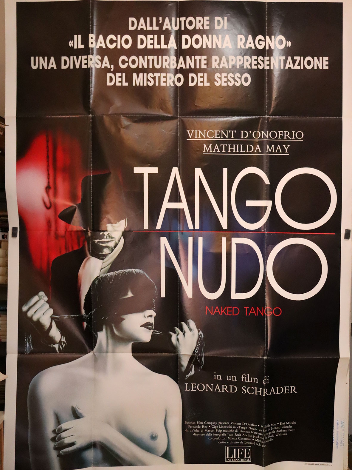 TANGO NUDO