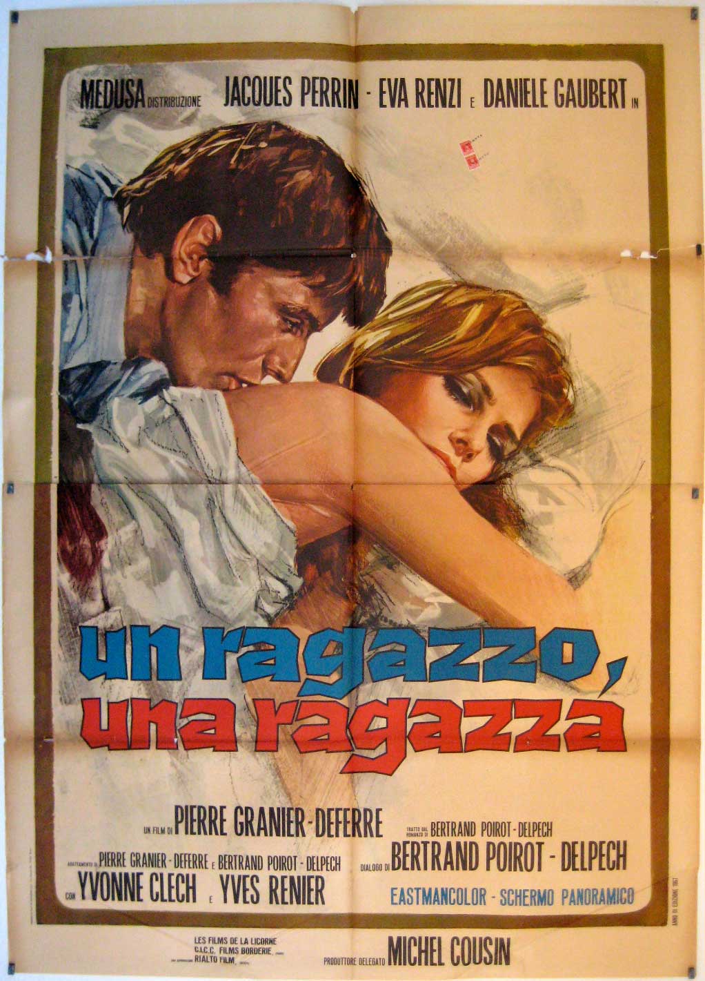 UN RAGAZZO, UNA RAGAZZA