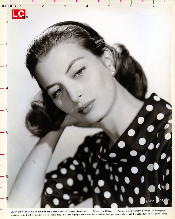 CAPUCINE