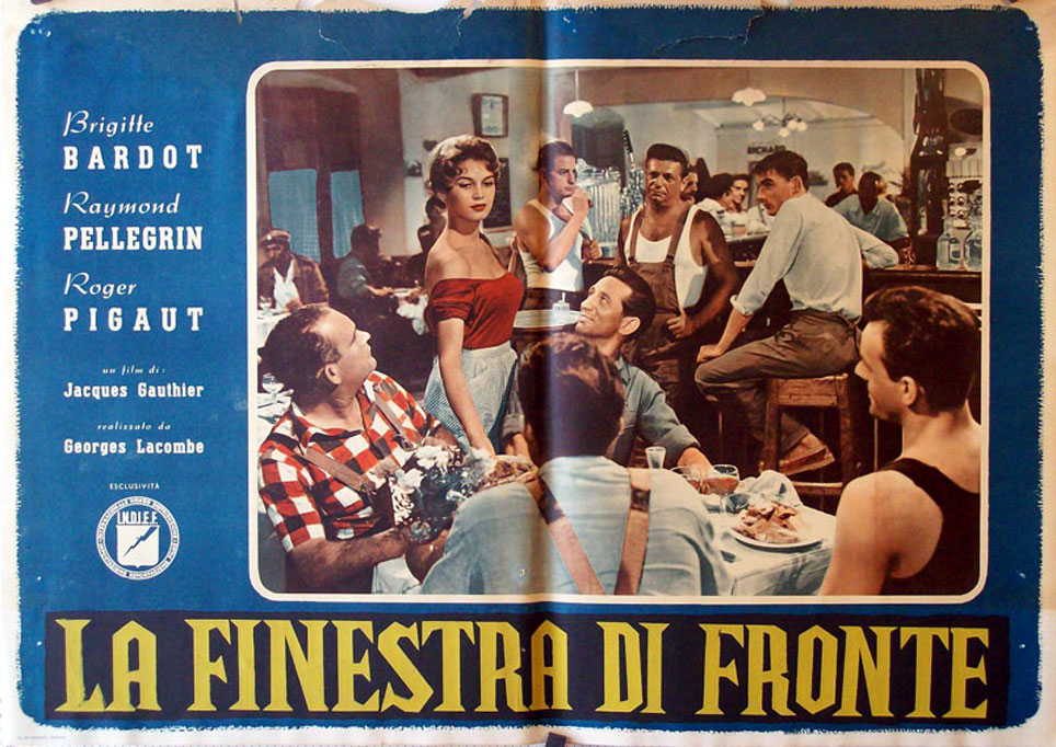 LA FINESTRA DI FRONTE